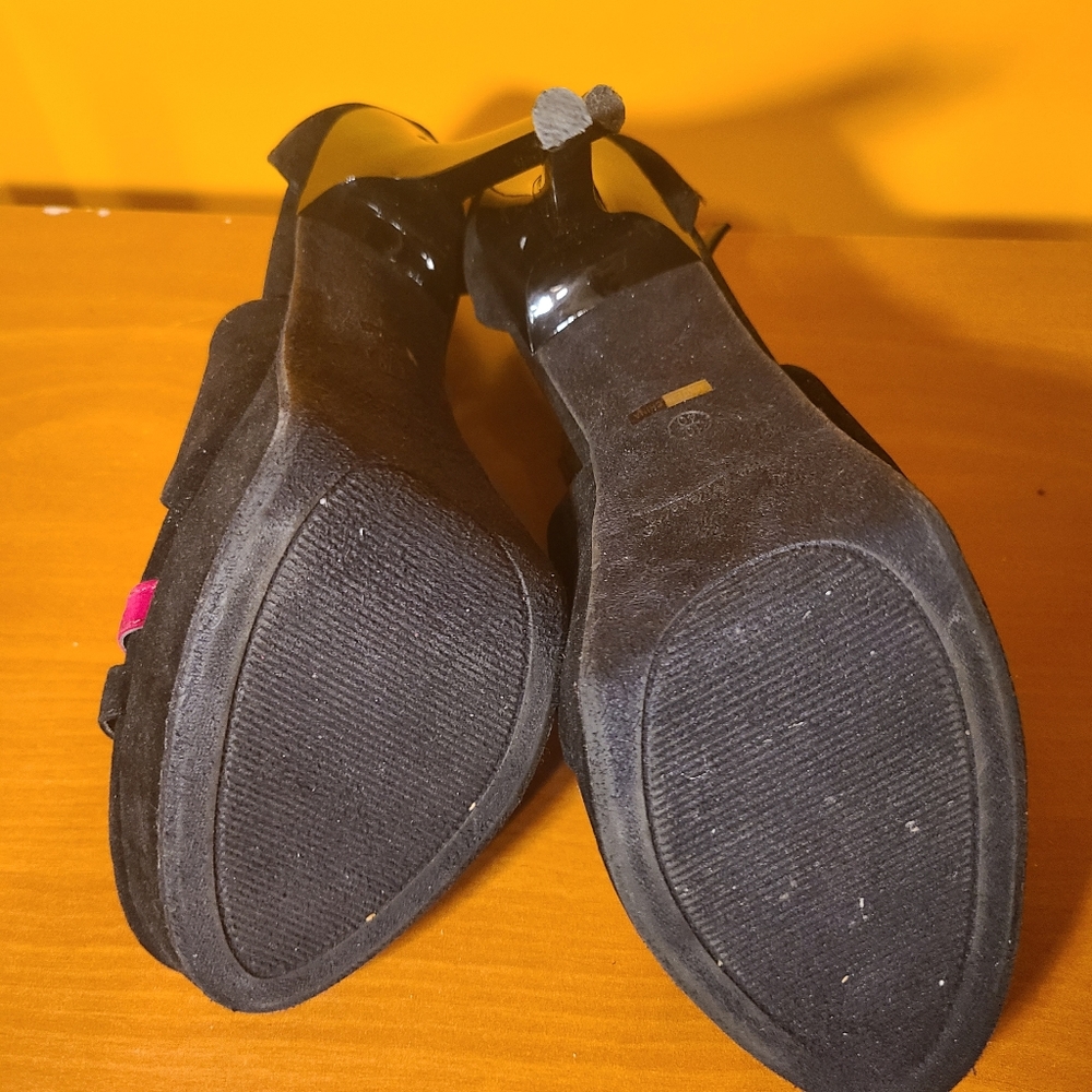 Heels 2 for $20.00 - Picture 4 of 4